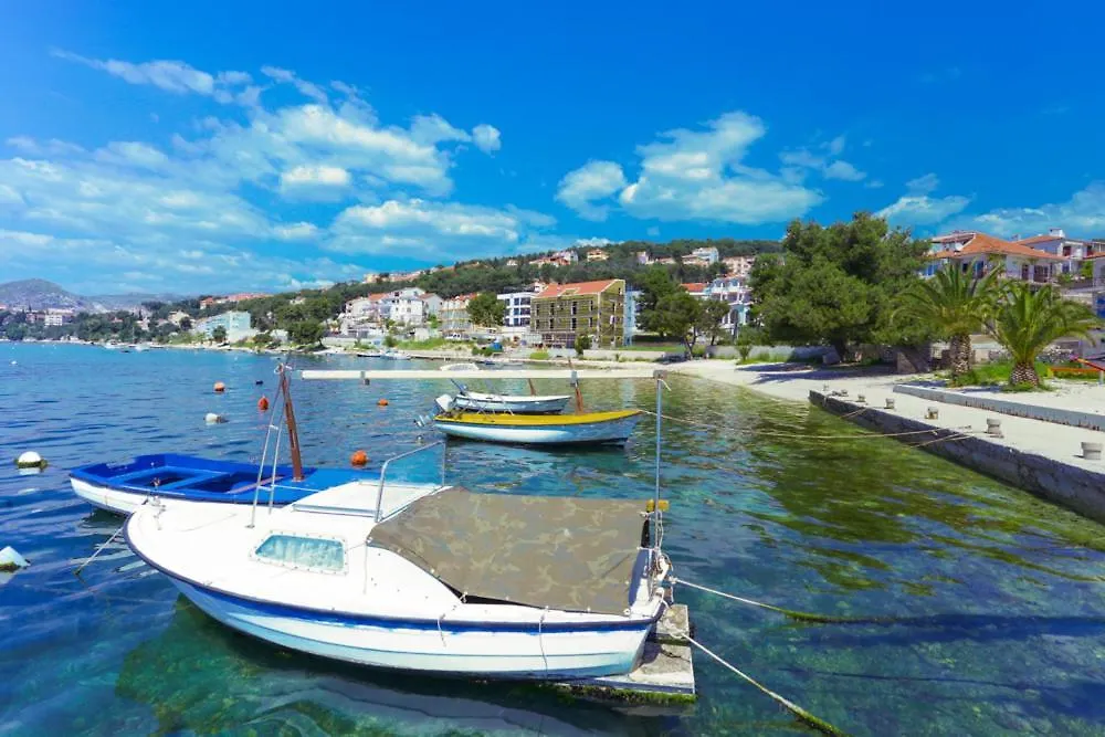 Apartmani Leila Τρογκίρ Διαμέρισμα